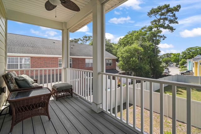 912 Hillside Dr., North Myrtle Beach, SC 29582