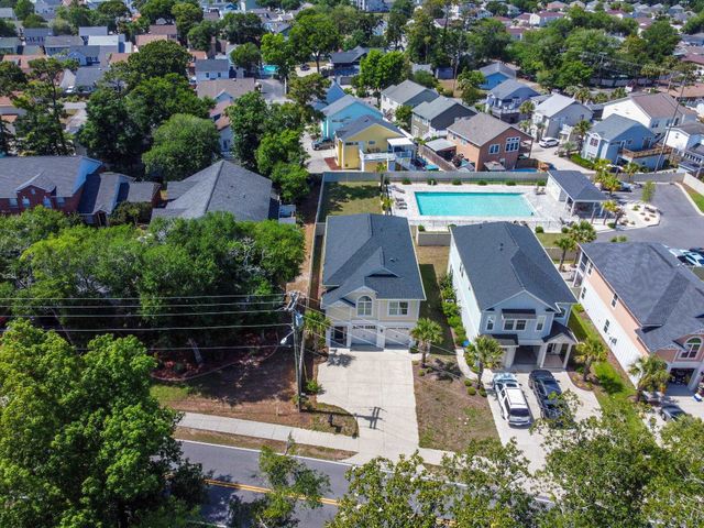 912 Hillside Dr., North Myrtle Beach, SC 29582