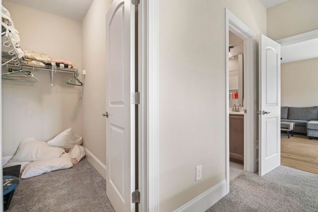 912 Hillside Dr., North Myrtle Beach, SC 29582