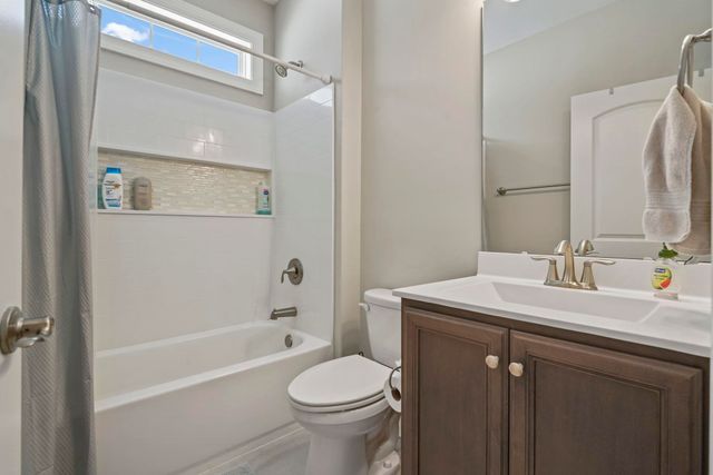 912 Hillside Dr., North Myrtle Beach, SC 29582