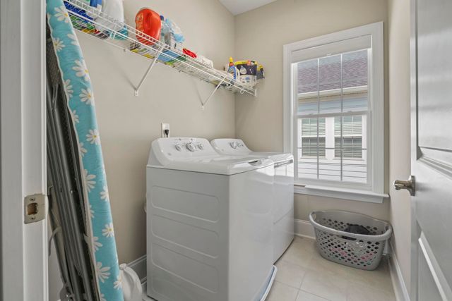 912 Hillside Dr., North Myrtle Beach, SC 29582