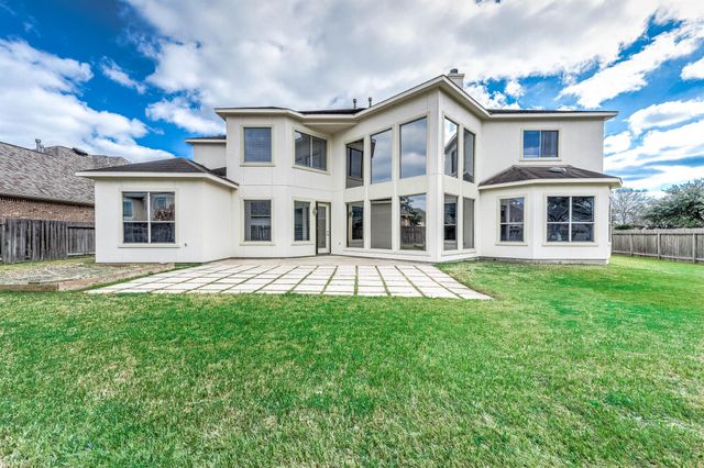 15114 Beech Fork, Sugar Land, TX 77498