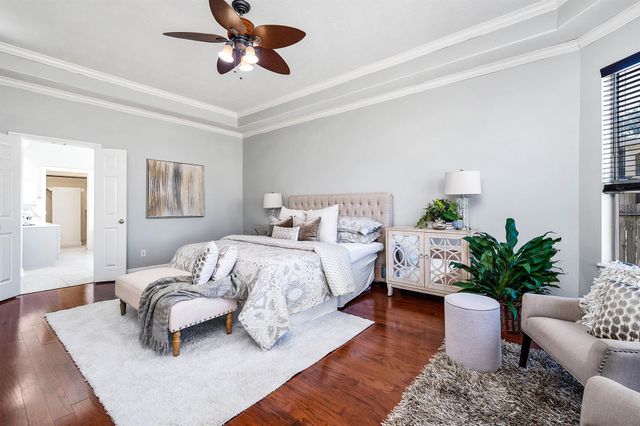 15114 Beech Fork, Sugar Land, TX 77498