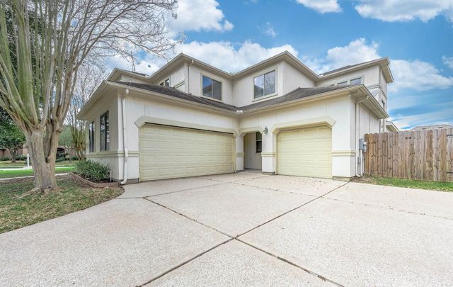 15114 Beech Fork, Sugar Land, TX 77498