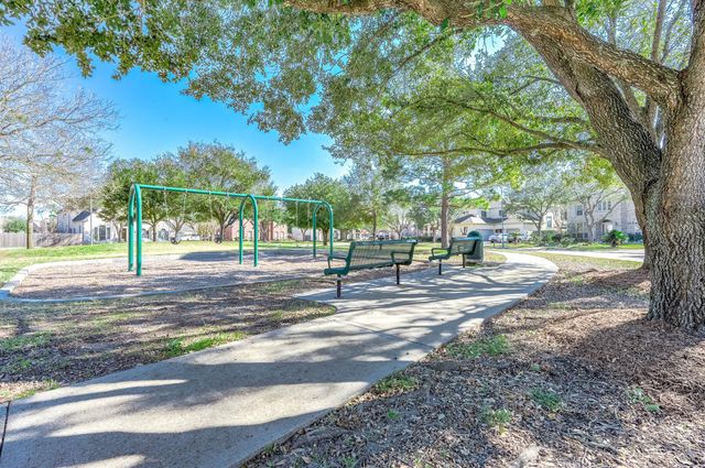 15114 Beech Fork, Sugar Land, TX 77498