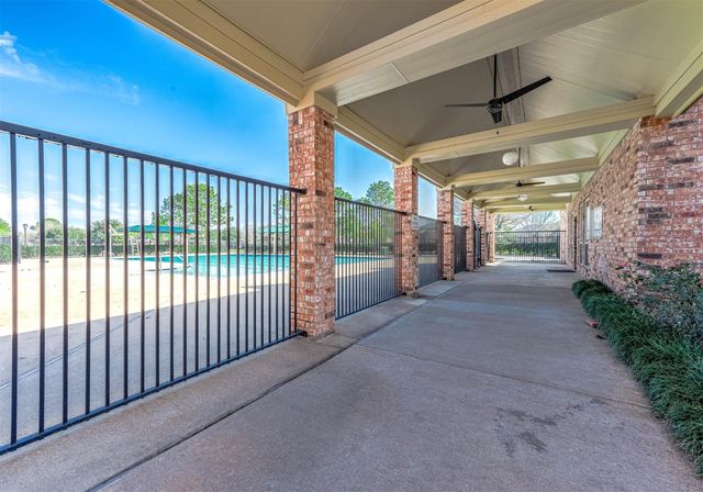 15114 Beech Fork, Sugar Land, TX 77498