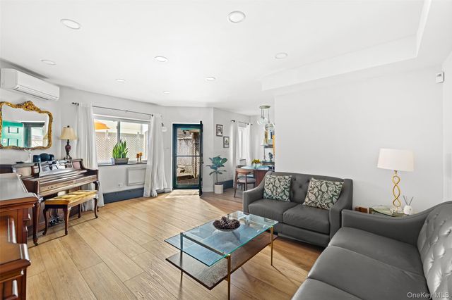 61-20 71 Avenue, Ridgewood, NY 11385