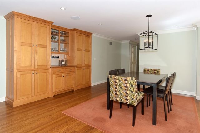 21 Foxwood Cove, Holliston, MA 01746
