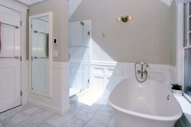21 Foxwood Cove, Holliston, MA 01746