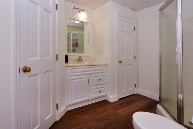 21 Foxwood Cove, Holliston, MA 01746