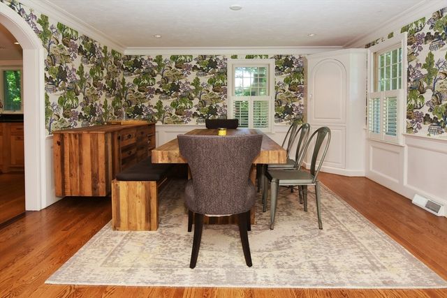 21 Foxwood Cove, Holliston, MA 01746