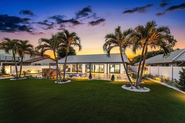 1520 SW 17th Street, Boca Raton, FL 33486