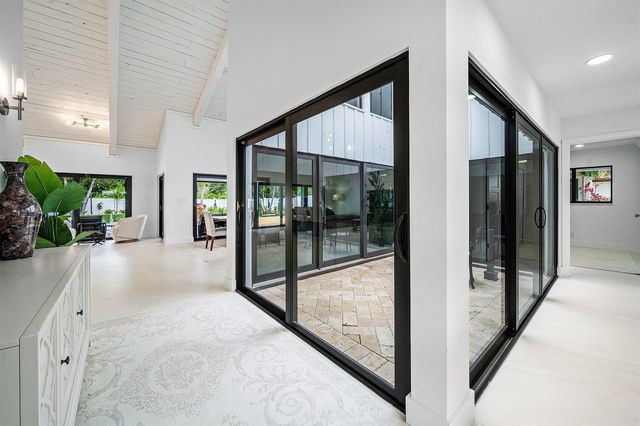 1520 SW 17th Street, Boca Raton, FL 33486