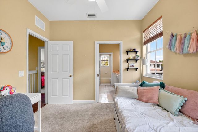 10624 Old Hammock Way, Wellington, FL 33414