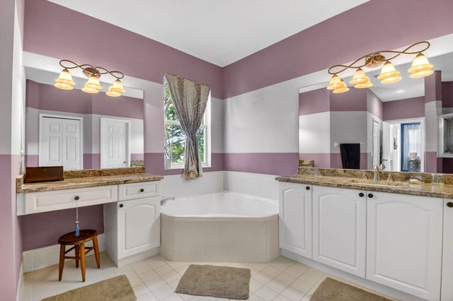 10624 Old Hammock Way, Wellington, FL 33414