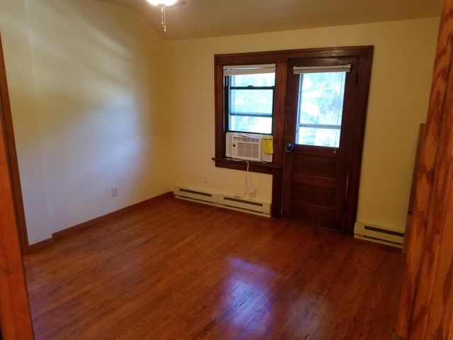 218 Island AVENUE, Racine, WI 53405