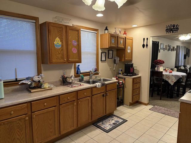 218 Island AVENUE, Racine, WI 53405