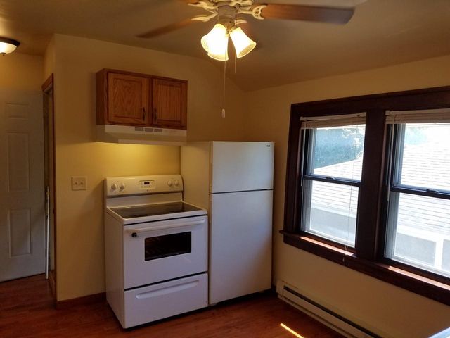 218 Island AVENUE, Racine, WI 53405