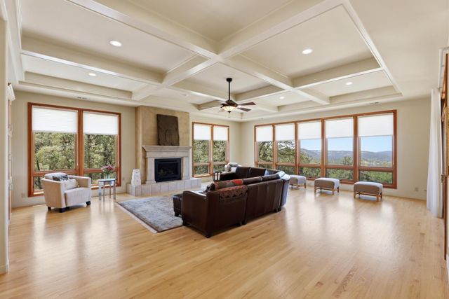 6840 Gallagher Rd, Pilot Hill, CA 95664