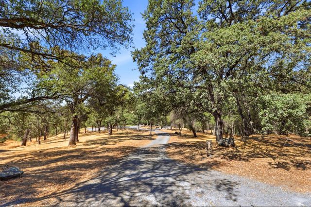 6840 Gallagher Rd, Pilot Hill, CA 95664