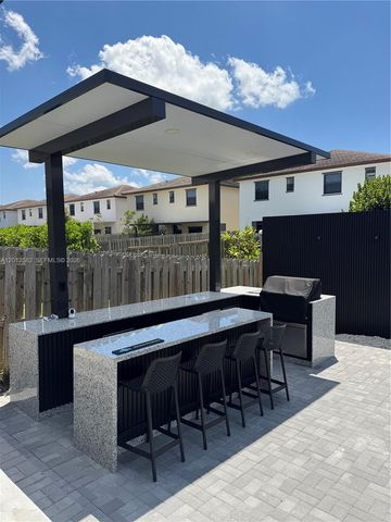 25232 SW 107th Ave 0, Homestead, FL 33032