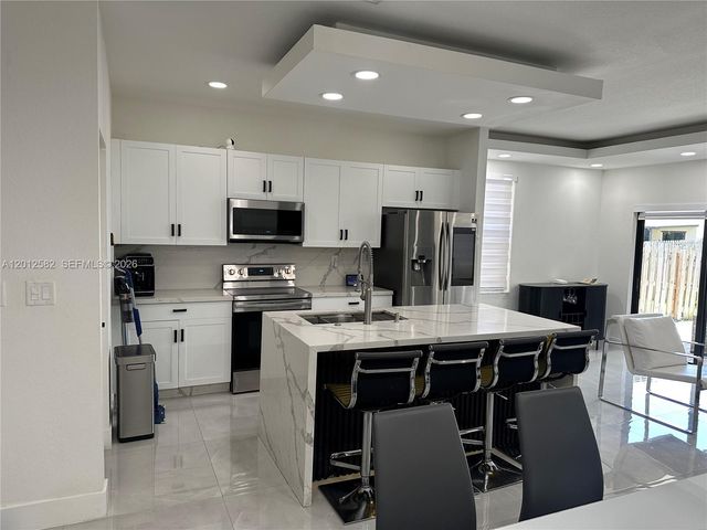 25232 SW 107th Ave 0, Homestead, FL 33032