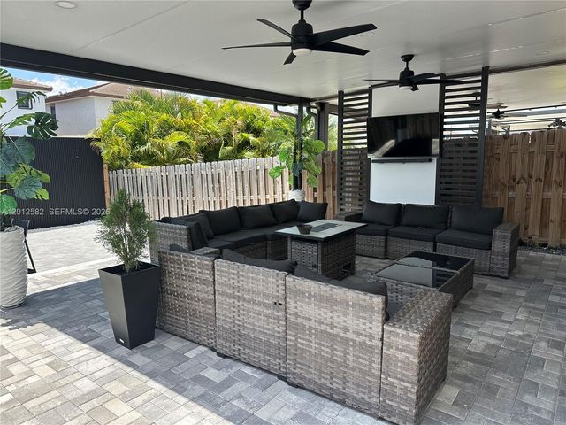 25232 SW 107th Ave 0, Homestead, FL 33032