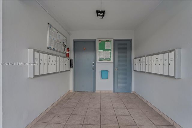 7401 Pines Boulevard 221, Pembroke Pines, FL 33024