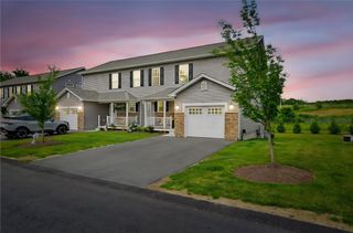 2 Sydney Rose Court B, Johnston, RI 02919