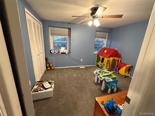 2769 Renshaw Drive, Troy, MI 48085