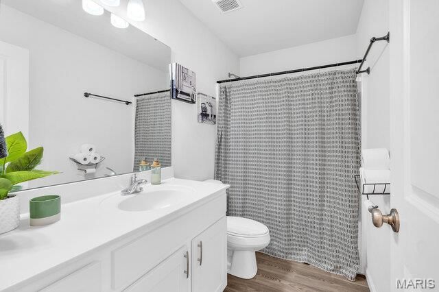 815 Navajo Trail, Warrenton, MO 63383