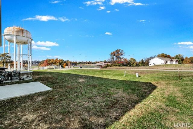 815 Navajo Trail, Warrenton, MO 63383