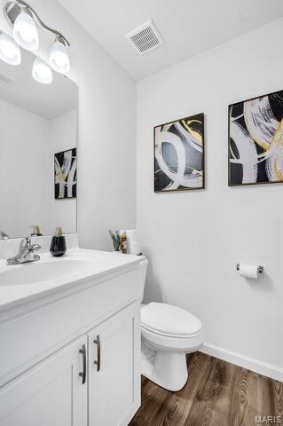 815 Navajo Trail, Warrenton, MO 63383