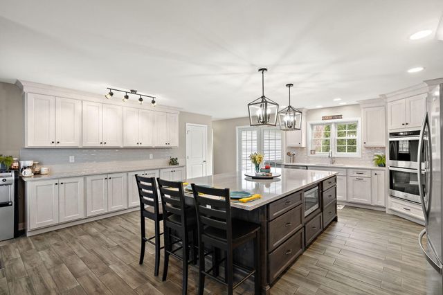 231 N 182 W, Valparaiso, IN 46385