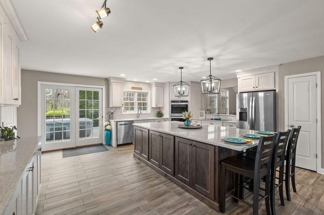 231 N 182 W, Valparaiso, IN 46385
