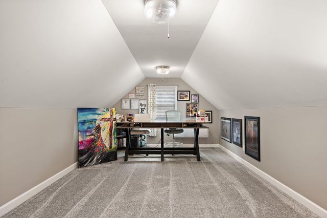 231 N 182 W, Valparaiso, IN 46385