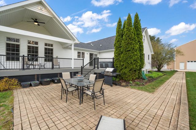 231 N 182 W, Valparaiso, IN 46385