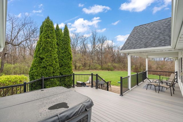 231 N 182 W, Valparaiso, IN 46385