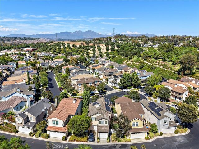 95 Livingston Pl, Ladera Ranch, CA 92694