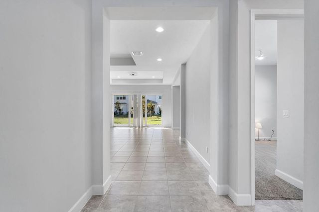 5747 Shore Pine Place, Westlake, FL 33470