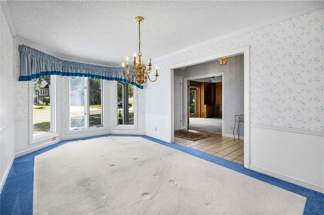 10546 Westgate Street, Overland Park, KS 66215