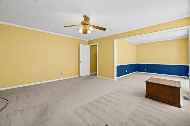 10546 Westgate Street, Overland Park, KS 66215
