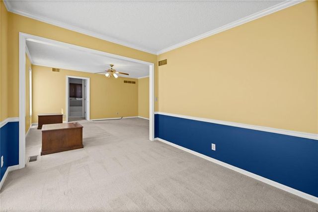 10546 Westgate Street, Overland Park, KS 66215