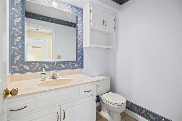 10546 Westgate Street, Overland Park, KS 66215