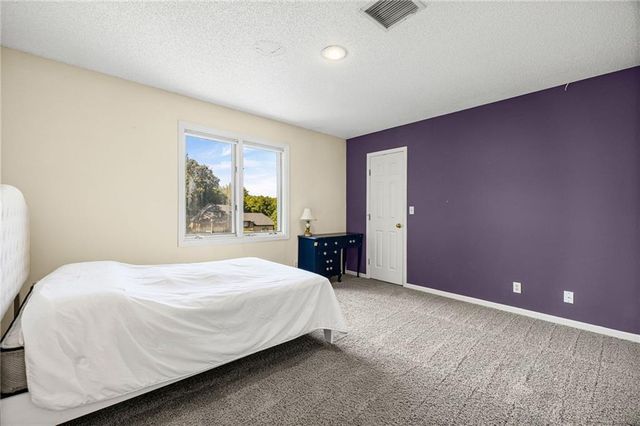 10546 Westgate Street, Overland Park, KS 66215