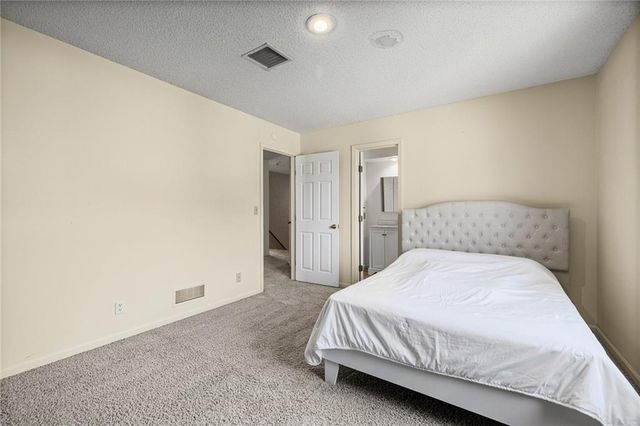 10546 Westgate Street, Overland Park, KS 66215