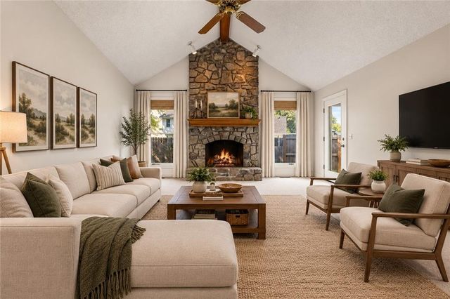 10546 Westgate Street, Overland Park, KS 66215