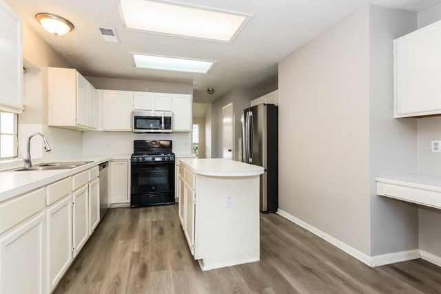 4910 Stone Harbor Drive, Friendswood, TX 77546