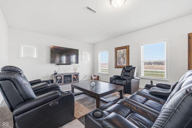 988 Belgium Boulevard, Bargersville, IN 46106