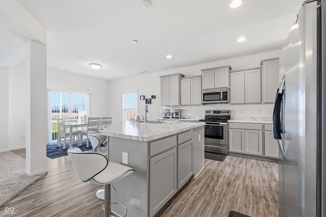 988 Belgium Boulevard, Bargersville, IN 46106